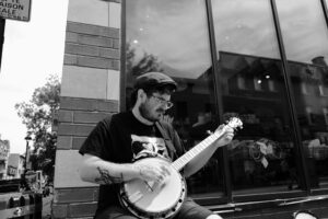 A man playing the banjo.